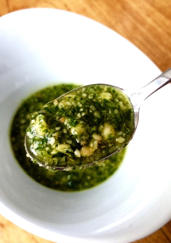 Una foto de Pesto - Receta tradicional