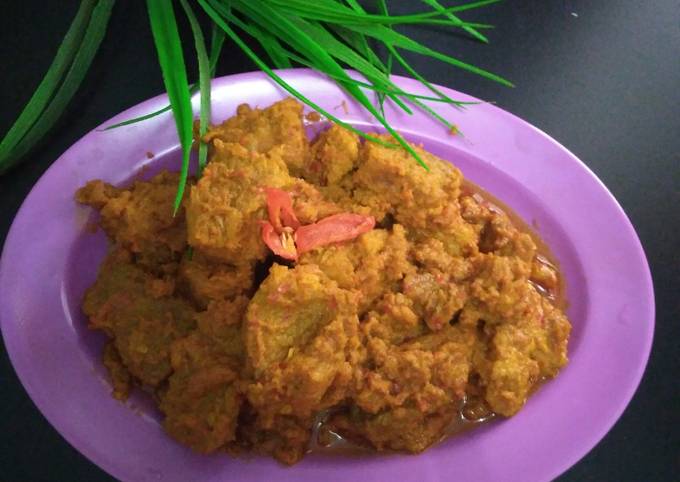 Rendang daging sapi