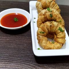 A picture of Ring samosa.