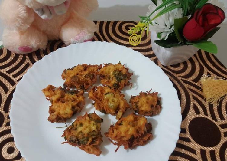 Recipe of Perfect Knorr noodles pakoray