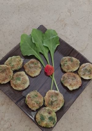 A picture of Potato vegetables bites.