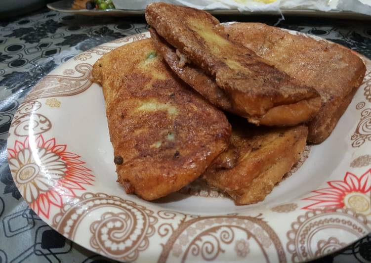 Recipe of Perfect Bread Fried Sandwiches #CookPadRamadan #Iftarspecialwithhuma