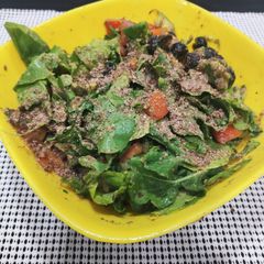A picture of Avocado & Rocket leaves salad #losingweight #goldenapron post13.