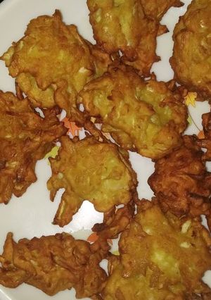 A picture of Lauki pakore.