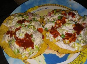 Una foto de Ensalada de pollo rápida..