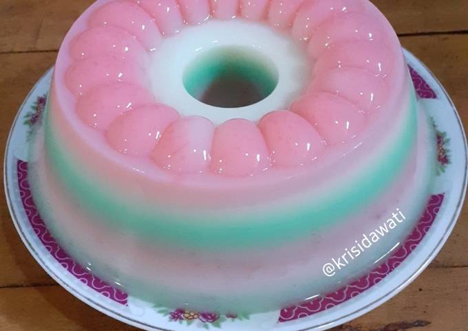 Menu Puding Lapis yang Enak Banget Enak