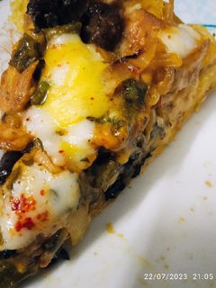 عکسی از دستور پیتزا با خمیر نانوایی