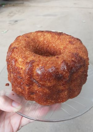 Una foto de Budín con almíbar de ananá