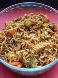 Chinese Ramen Egg Noodles w fried Pork & Veges 😍🐖🍝🥗