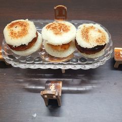 A picture of Idli burger.