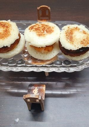 A picture of Idli burger.