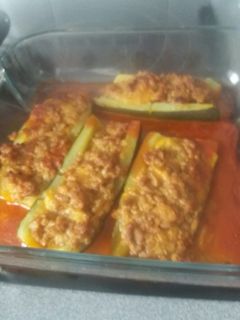 Una foto de Calabacines rellenos de carne