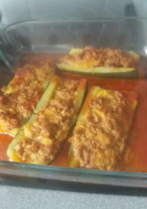 Una foto de Calabacines rellenos de carne