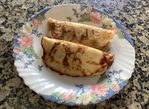 Una foto de Crepes de jamón y queso