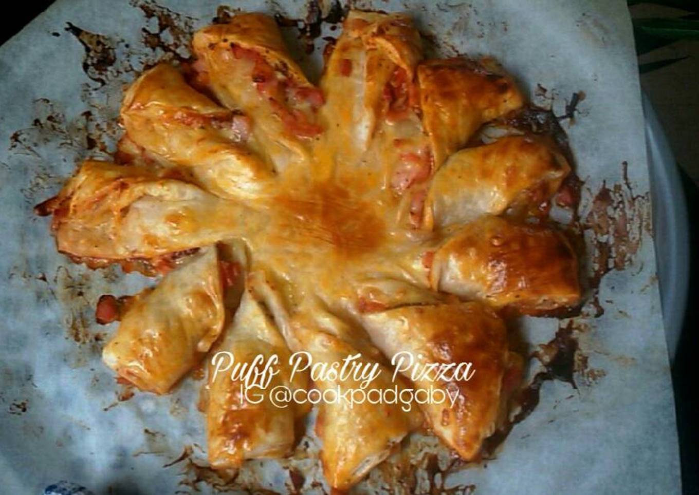 Puff Pastry Pizza bentuk Flower
