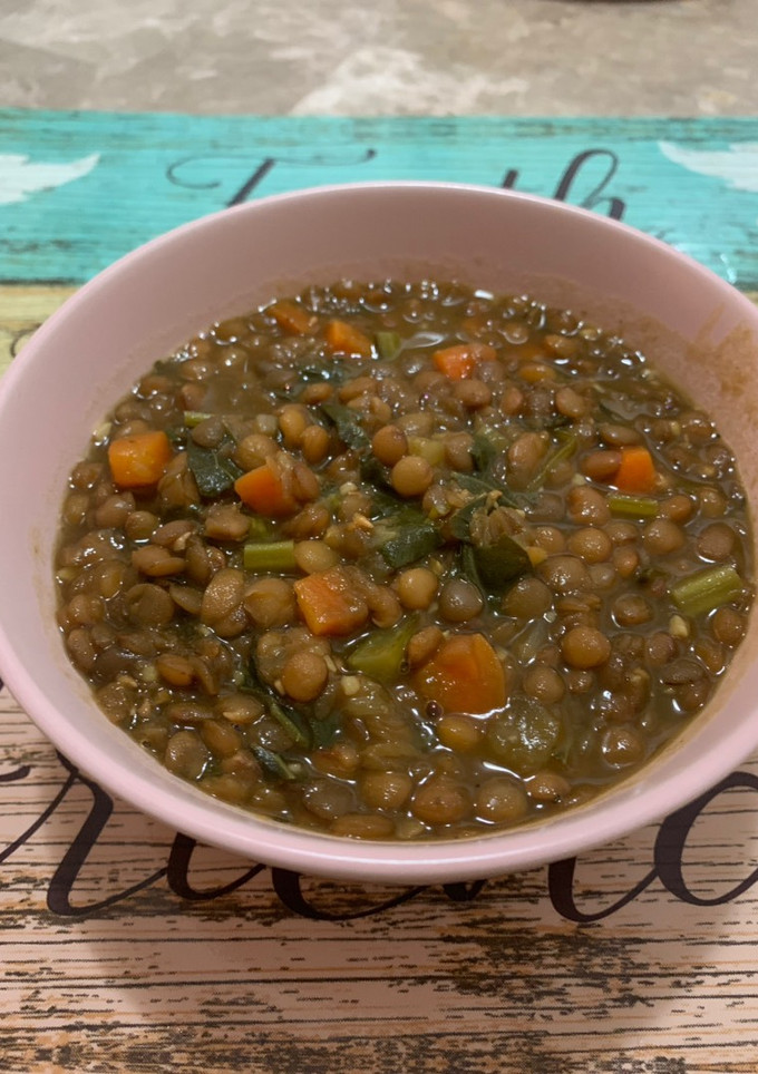 Una foto de Lenteja con vegetales