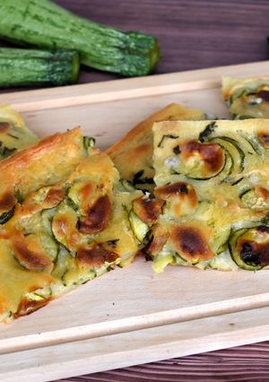 Foto di SCHIACCIATA DI ZUCCHINE (RICETTA VELOCE)