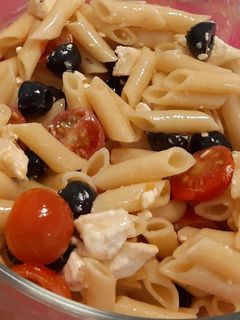 Una foto de 🍅Ensalada de pasta🥗