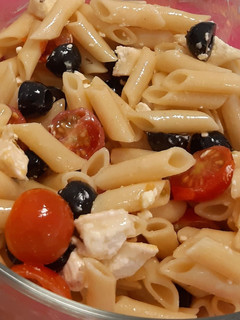 Una foto de 🍅Ensalada de pasta🥗