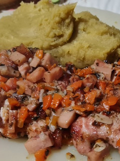 Una foto de Mollejitas al Horno con Puré De Batata Cremoso... Extasis Total!