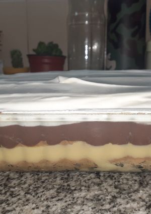 Una foto de Postre vainilla con postre Royal vainilla y chocolate