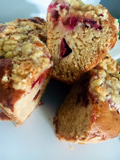 Una foto de BUDÍN DE 🍒CIRUELAS🍒🍒