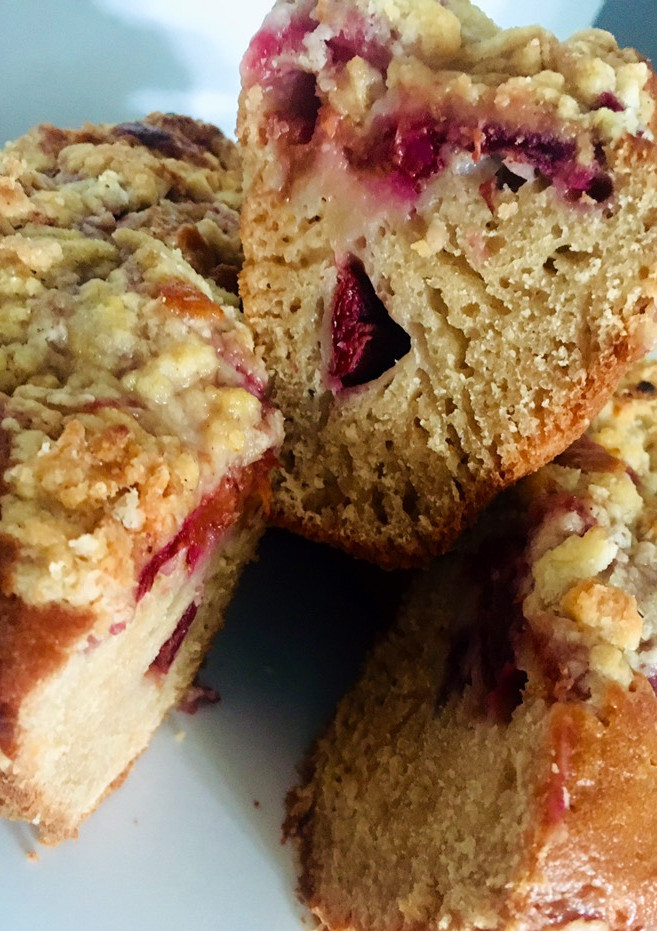 Una foto de BUDÍN DE 🍒CIRUELAS🍒🍒