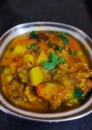 A picture of Urad bari vegetable.