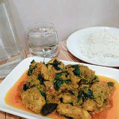 A picture of Ayam Woku Kemangi.