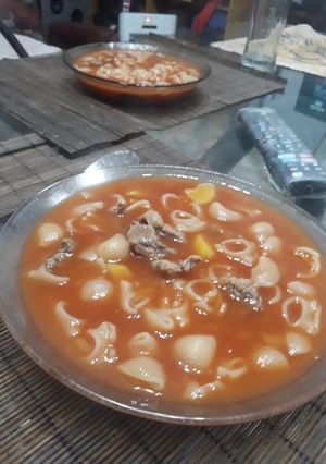 Una foto de Guisito de fideos con carne de kathy