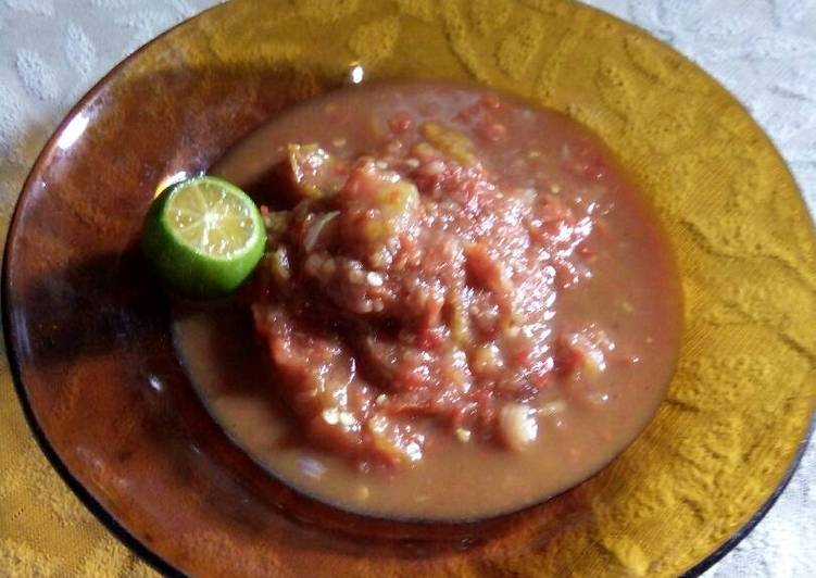 Langkah Mudah untuk Menyiapkan Sambel tomat pedas asem manis 😂 yang Enak