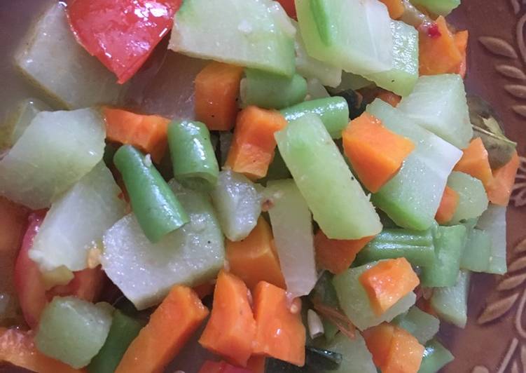 Resep Tumis labu siam wortel buncis yang Bikin Ngiler