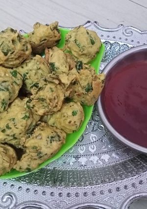 मेथी के पकौड़े (methi ke pakode recipe in Hindi) रेसिपी मुख्य फोटो