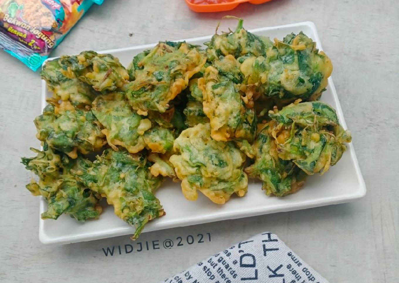 Resep Bakwan Bayam Kobe, Bisa Manjain Lidah