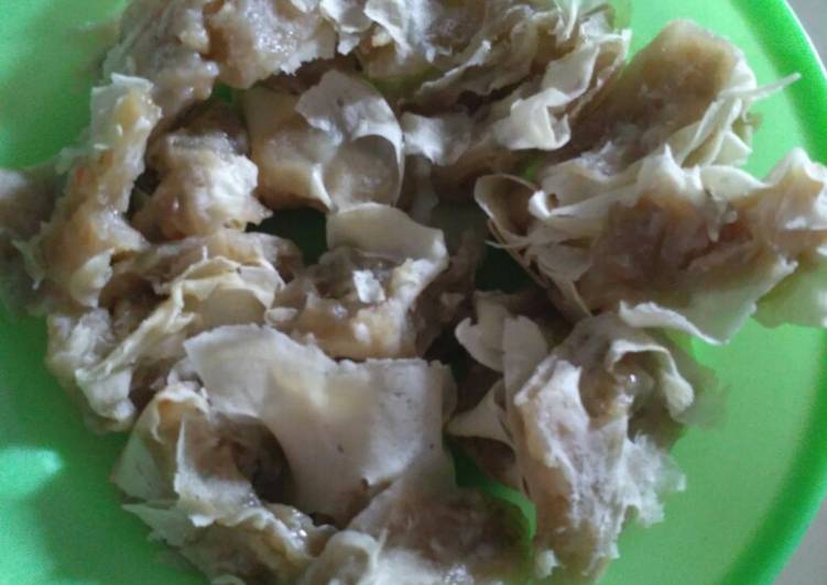 Langkah Mudah untuk Menyiapkan Siomay ayam udang jamur, Lezat