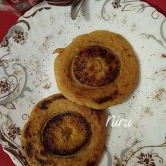 A picture of Upside down apple pancakes.