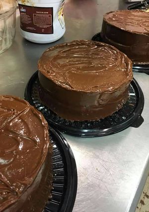 Una foto de Torta de chocolate y manjar
