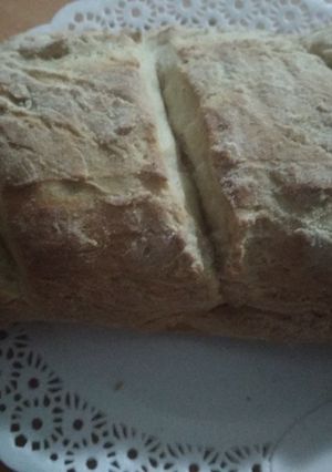Una foto de Pan casero crocante🥖