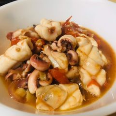 A picture of Asian Style Stir Fried Tender Squid.