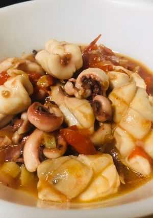 A picture of Asian Style Stir Fried Tender Squid.