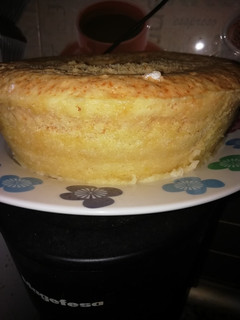 Una foto de Bizcocho de yogur de limón en microondas 😋😋🍋🥧