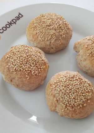A picture of English Whole Wheat Sweet Buns.