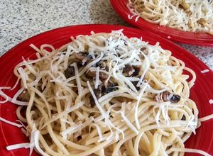 Φωτογραφία της συνταγής Μακαρονάδα aglio e olio με μανιτάρια