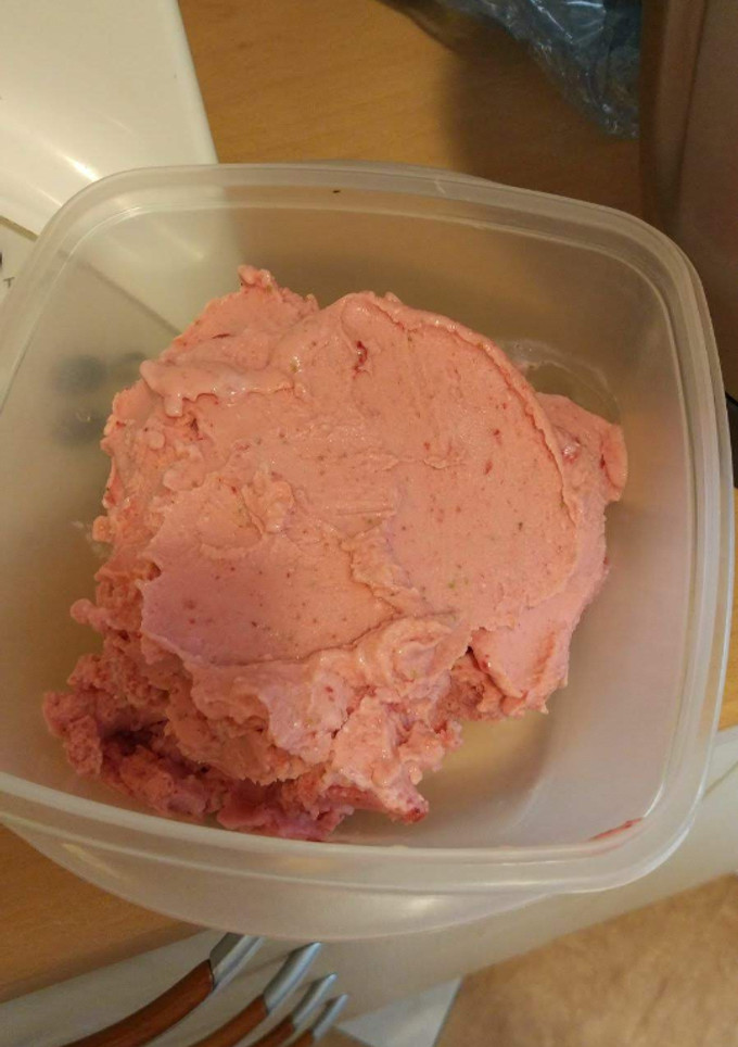 Una foto de Helado fit de fresa