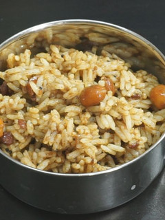 புளியோதரை சாதம்(puliyotharai saatham recipe in tamil) செய்முறை முக்கிய புகைப்படம்