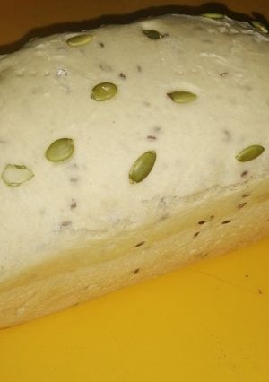 Una foto de Pan con Semillas Linaza y Zapallo