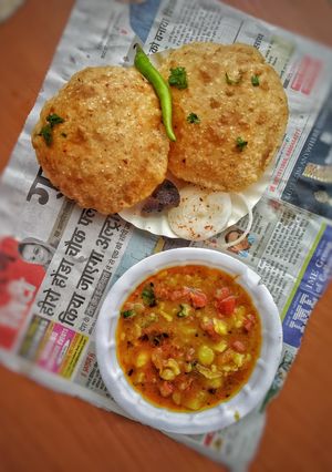 A picture of Bedmi poori.