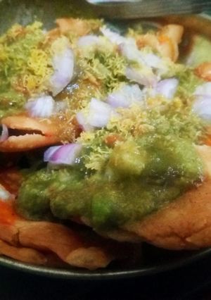 A picture of Samosa Chat.