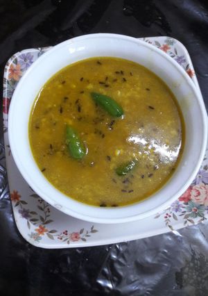 A picture of Ada mouri bata diye biulir daal(ginger fennel seed paste urad daal).