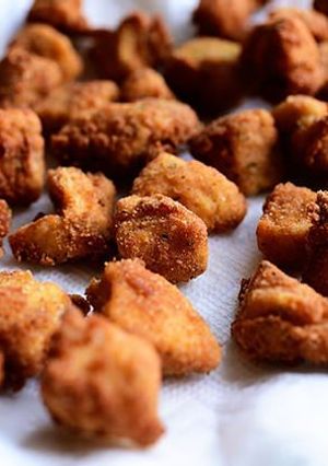 A picture of Honey-Buttermilk fried chicken.